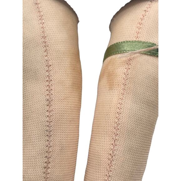 Betty Boop Mixed Lot Collectible Collection Giant Pez Plush Hat Wallet Sauce Bag - Picture 16 of 16